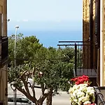 Le 4 Stagioni Bed & Breakfast 2*