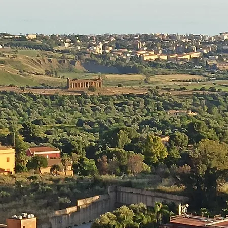 Le 4 Stagioni Sul Viale, Belvedere Di Bed and Breakfast 2*