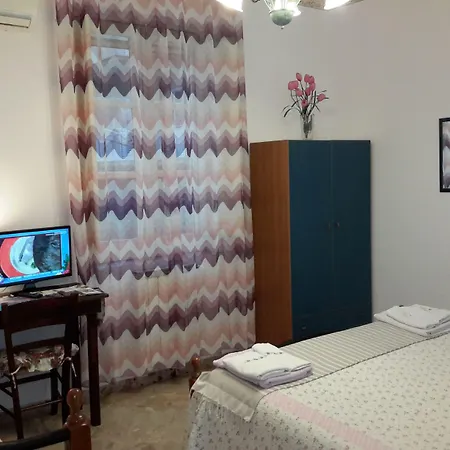 Le 4 Stagioni Bed & Breakfast