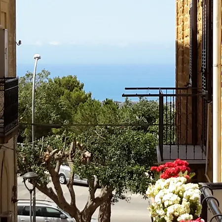 Le Quattro Stagioni Bed & Breakfast 2*