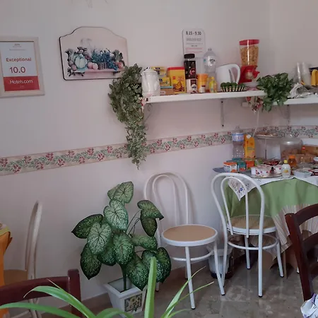 Le Quattro Stagioni Bed & Breakfast 2*