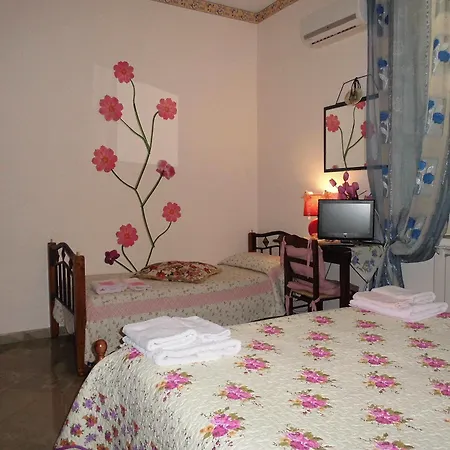 Le 4 Stagioni Sul Viale, Belvedere Di Bed and breakfast Agrigento